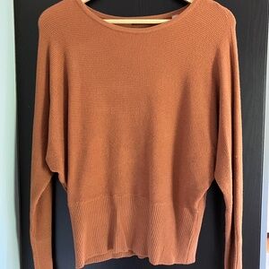 TAHARI KNIT SWEATER TOP